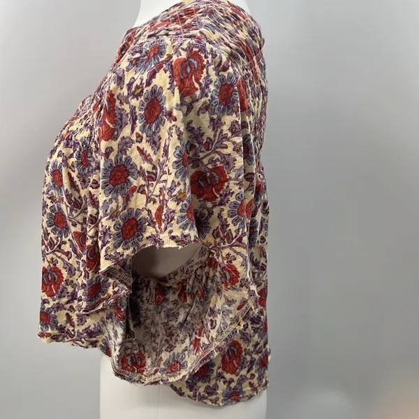 Free People small floral boho flutter sleeve linen cotton cropped top - Image 7