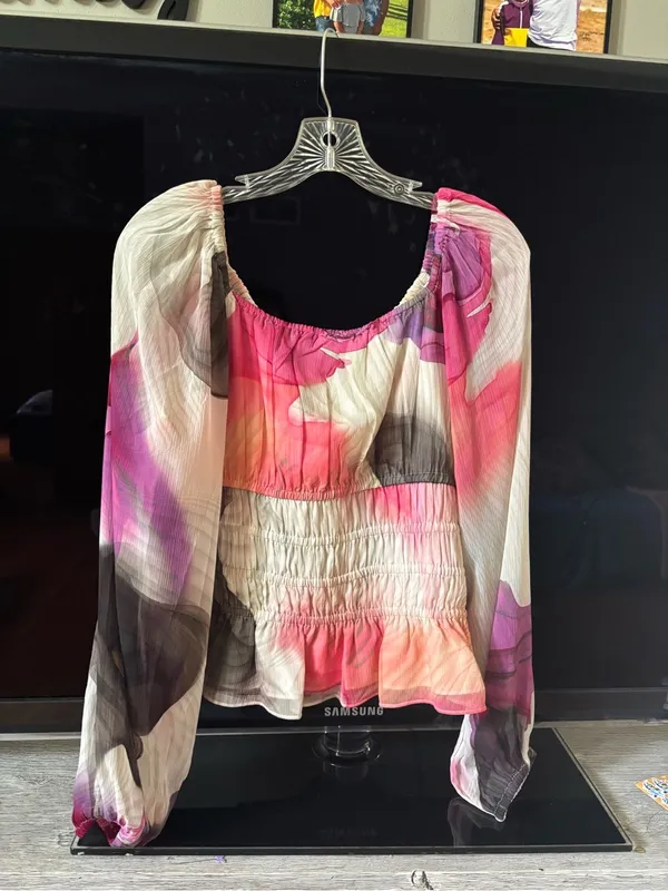Express Cream Pink Floral Peasant Blouse - Image 3