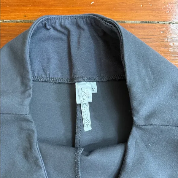 Lulu-B Charcoal Grey Athletic Casual Leggings Sz Medium 💚🍄 - Image 5