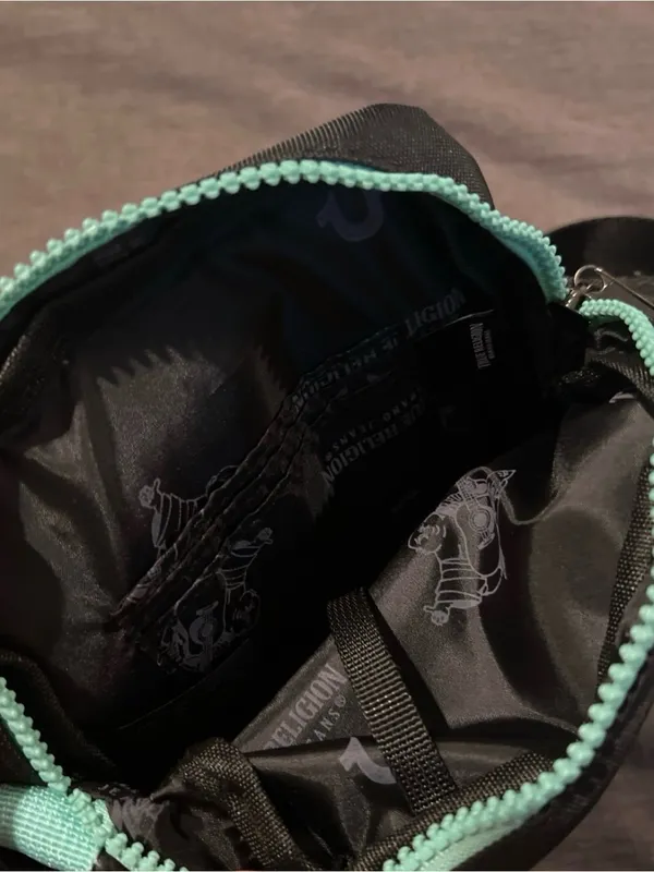 True Religion Black Crossbody with Pink Logo Accents - Image 8