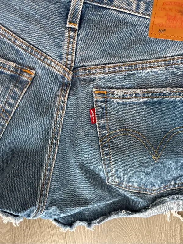Levi's Light Blue Button-Fly Relaxed Jeans - Image 8