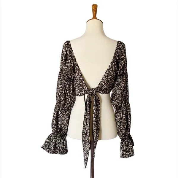 Lulu's Floral Tie Back Long‎ Sleeve Crop Top Size Medium - Image 8