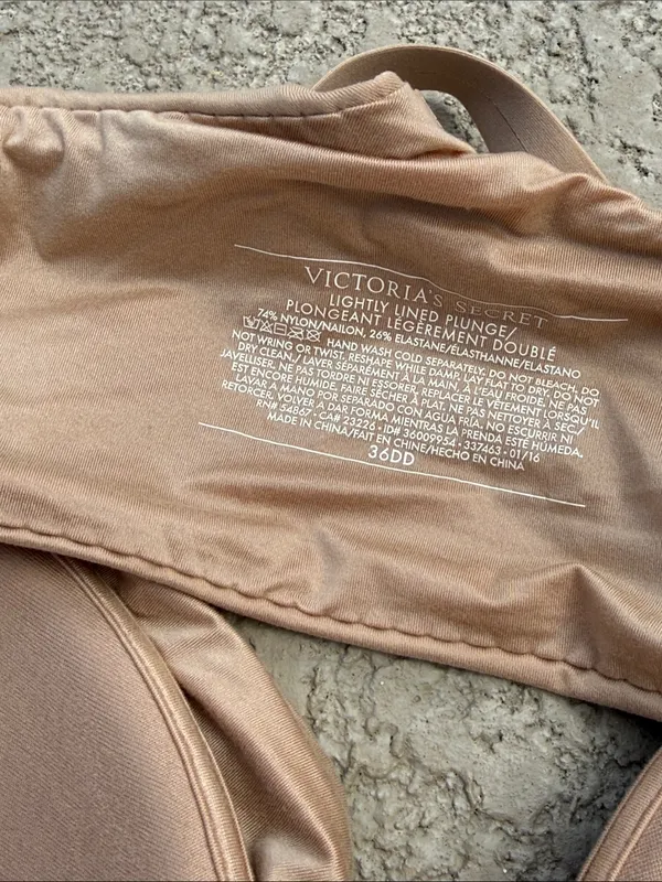 Victoria's Secret Seamless Beige T-Shirt Bra 36DD - Image 3