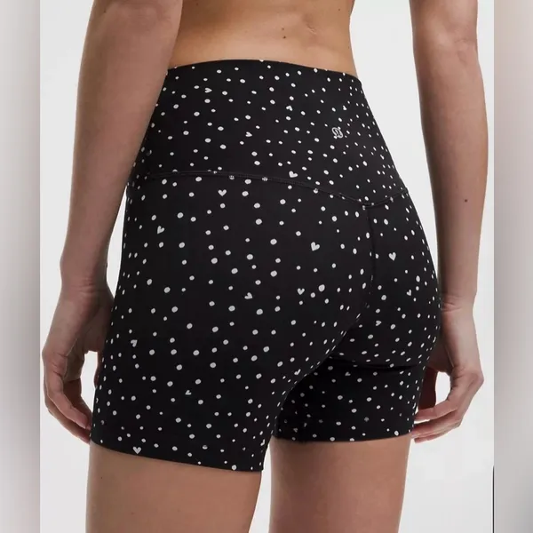 lululemon Align No Line High-Rise Short 4" - Heart Scatter Dot Print White Black - Image 2