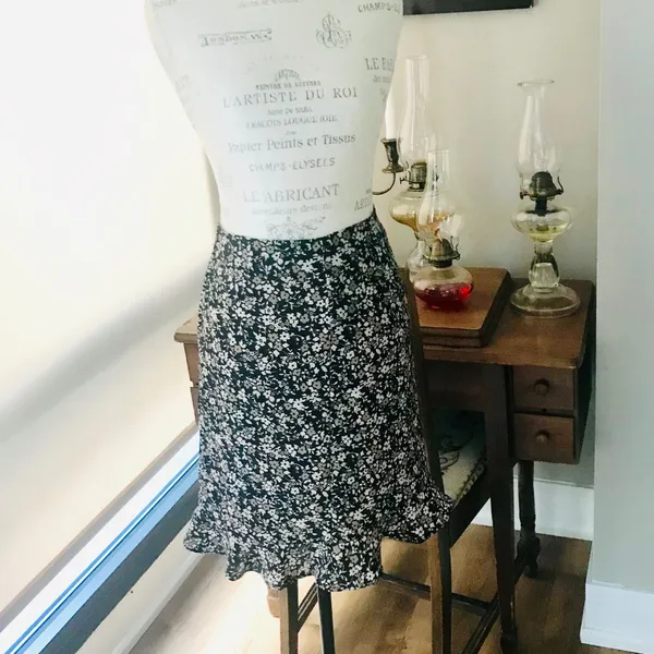 35th & 10th Brown Floral Print Flounce Skirt Sz S - Image 3