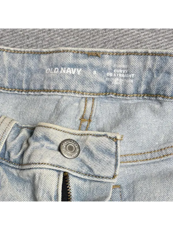 Old Navy Light Wash Distressed Cutoff Denim Shorts Size 8 - Image 3