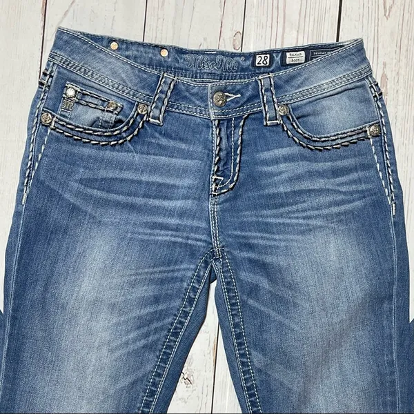 Miss Me Loose Saddle Stitching Bootcut Jeans - Image 5