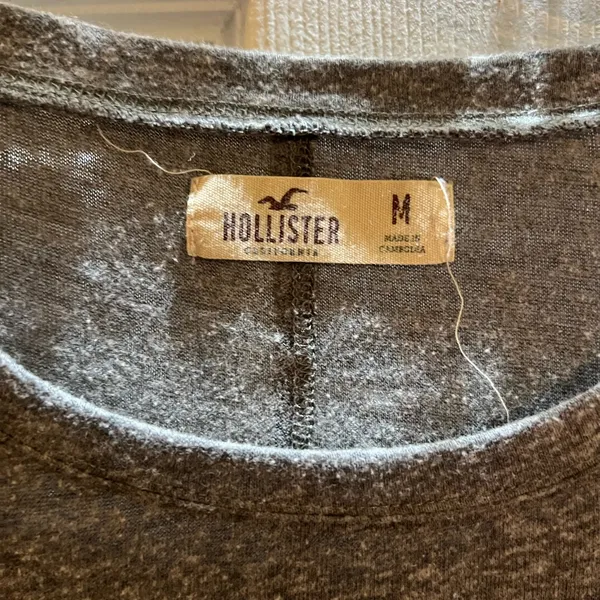 Hollister shirt - Image 3