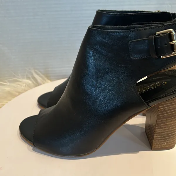 KURT GEIGER Leather Peep Toe Heel Sandals Women's size 40. - Image 4