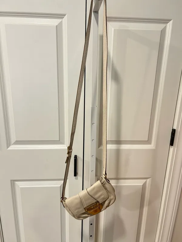 Michael Kors Crossbody - Image 2
