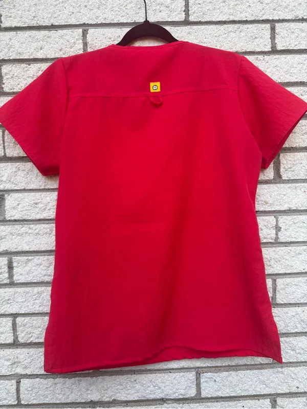 Wonderwink Women's hot pink V-Neck Scrub Top - Image 6