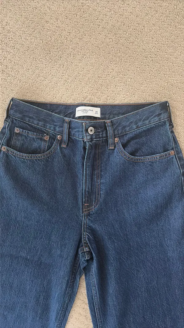 Abercrombie Jeans High-Rise Loose - Image 5
