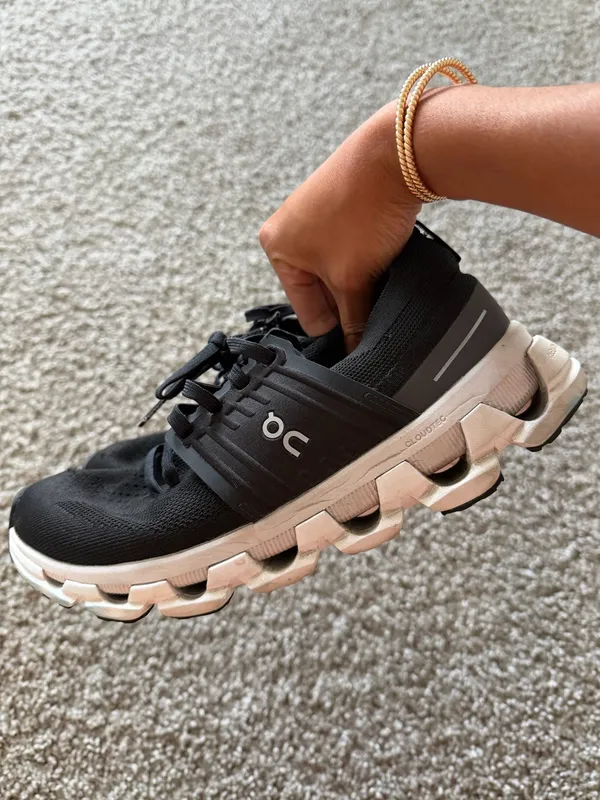 On Running Cloudswift 3 Sneakers On Clouds Womens Athletic Sneakers Size 9 - Image 2