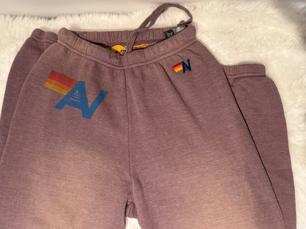 Aviator Nation Classic Stripe Cropped Crew & Sweatpants Set – Faded Mocha – S/XS – Preloved - Image 5