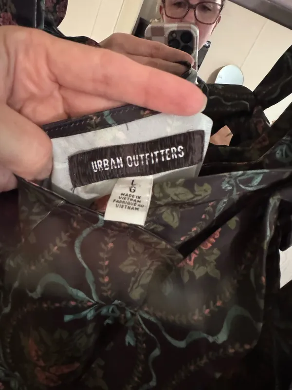 Satin Dress Urban Outfitters M - Image 3