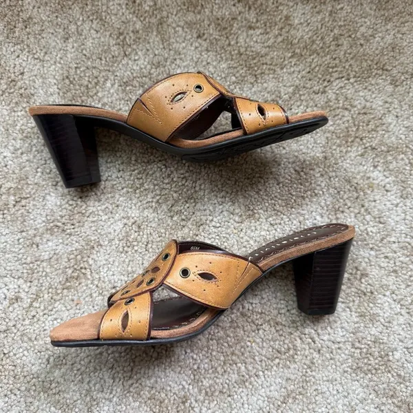 Relativity Brown Leather Metal Grommet Boho‎ Western Grunge Indie Trendy Heels - Image 6