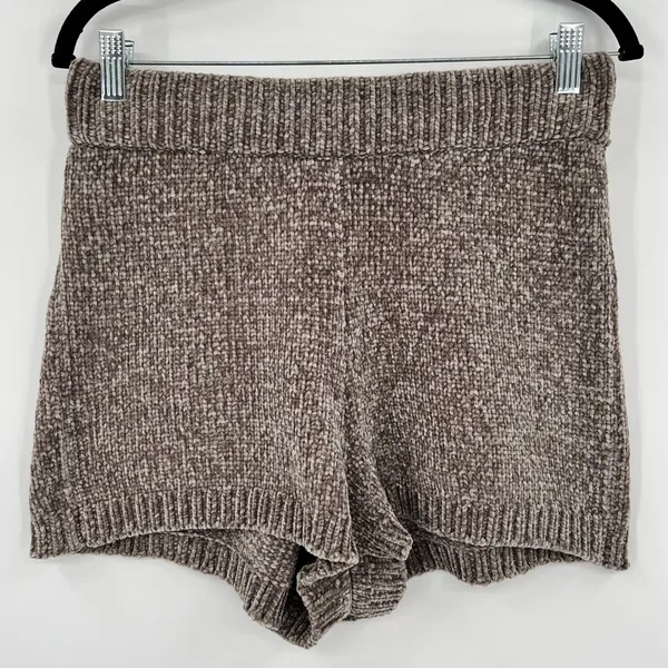 Majorelle REVOLVE Denitza Shorts Chenille High Rise Waisted Fawn Taupe Large - Image 9
