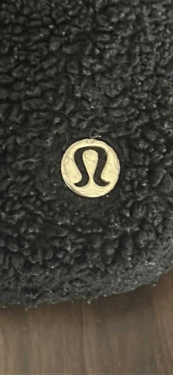 Black Lululemon Belt Bag 1L - Image 2