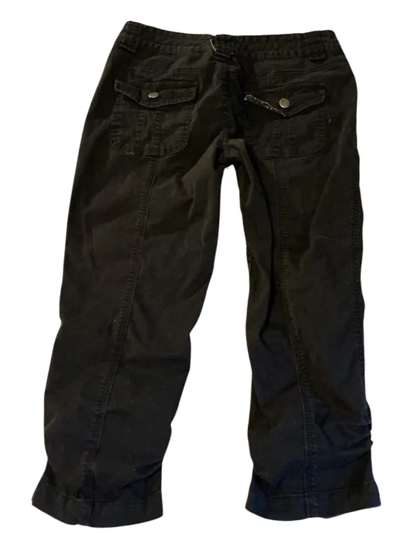 Vintage Y2K Personal Identity Black Cargo Capri Pants | Size 7 (Waist 30 x Inseam 21) Ruched Hem Utility Cropped Pants - Image 2