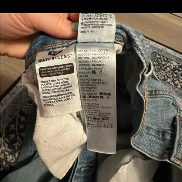 Levi’s wedgie straight jeans 27‎ - Image 10