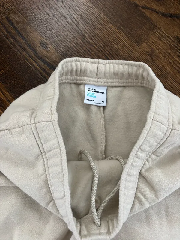 Aritzia Sweatpants TNA Mega - Image 3