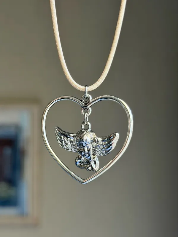 Handmade vintage antique fairy angel cherub heart necklace❤️ - Image 4