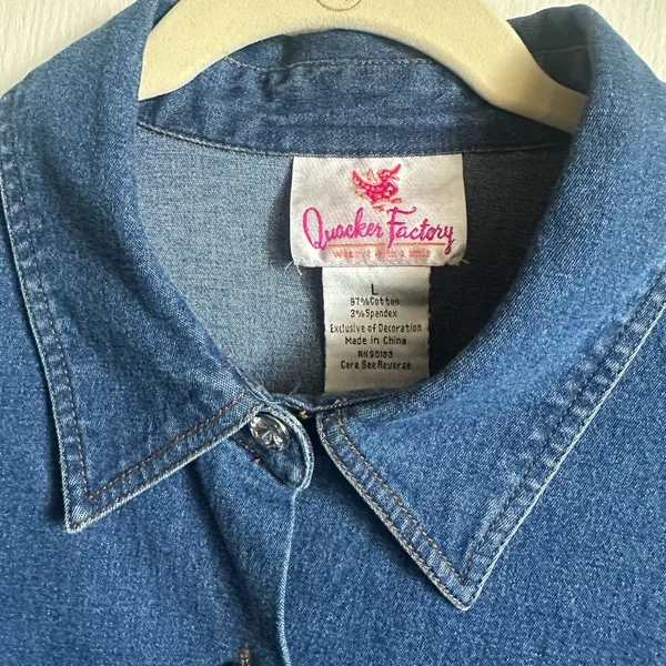 Quacker Factory Denim Shirt size L‎ - Image 2