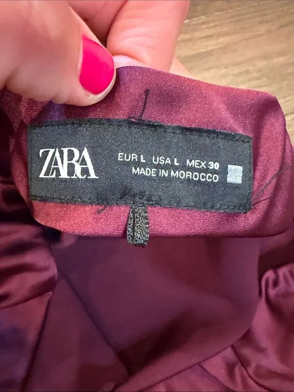Zara Satin Midi Skirt in Wine Size Large - C30-123 - Image 2