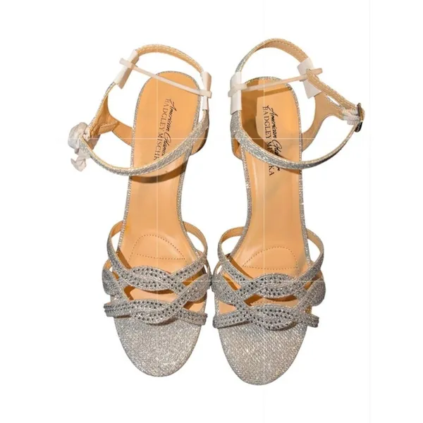 Badgley Mischka Silver Strappy Sandals(Size 6) - Image 2