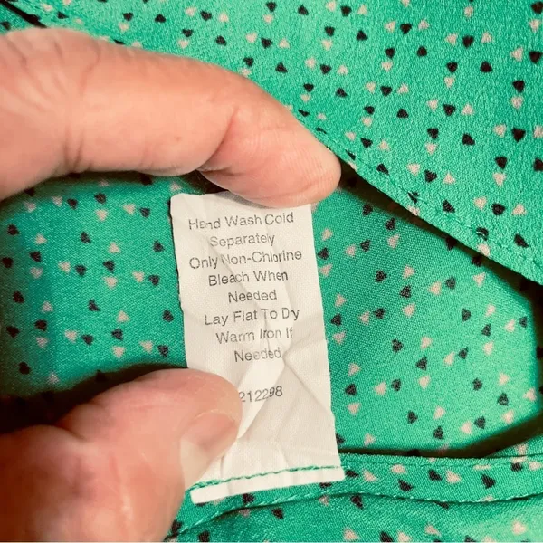 CAbi Style #124 Micro Polka Dot Kelly Green Silk Blend Sleeveless Blouse - L - Image 10