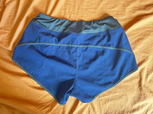 Mizuno Volleyball Shorts - Image 2