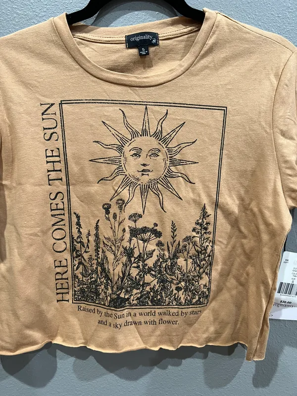Von Maur Cropped Shirt - Image 3
