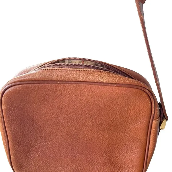 Burberrys Haymarket Scalloped leather crossbody bag Nova check lining Vintage - Image 3