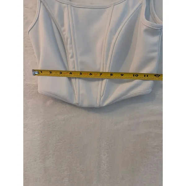 Princess Polly‎ White Corset Crop Top Sleeveless Zipper Back US 2 - Image 2