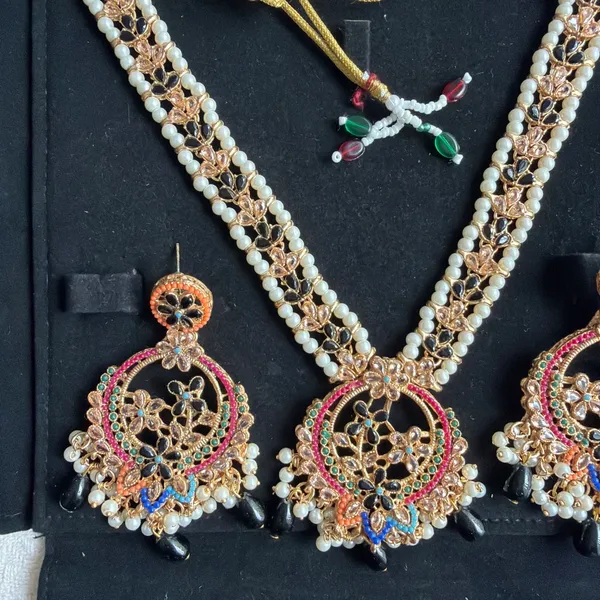 Traditional indian jewelry set Gold - Image 2