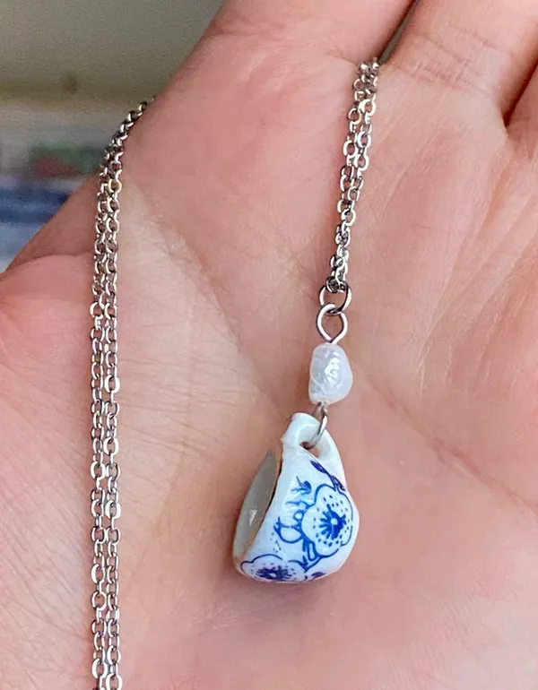Handmade porcelain tea cup & freshwater pearl unique fun fairy antique style necklace🫖🍃🌀 - Image 5