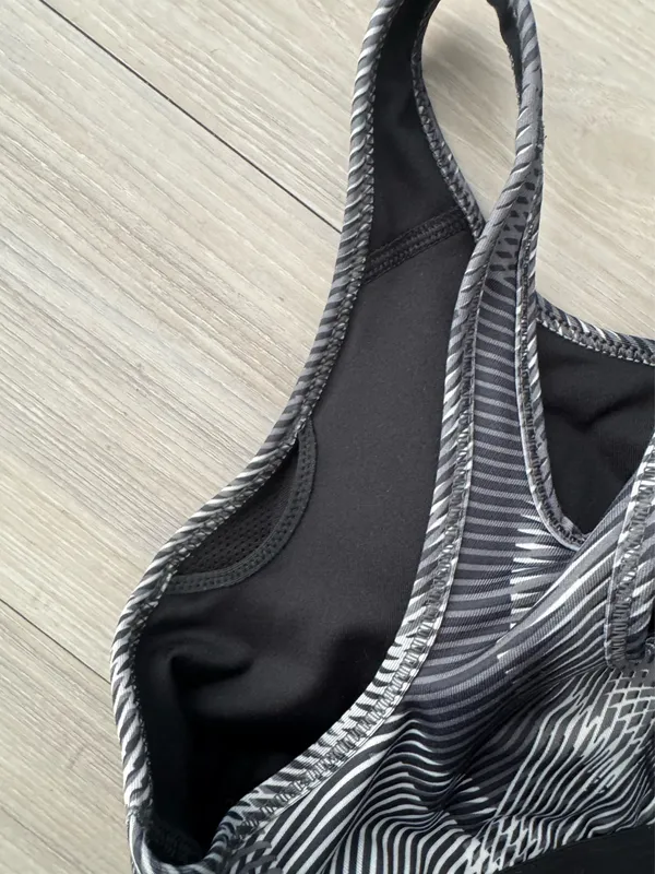Nike Sports Bra - Image 5