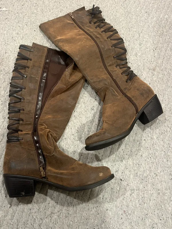 Brown Suede Mid-Heel Knee-High Lace-Up Women's Boots - Image 2