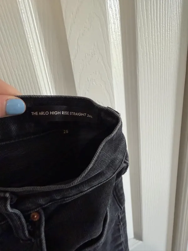 Aritzia Denim Forum The Arlo High Rise Straight 27L Black Size 25 - Image 4