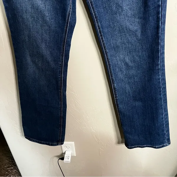 Oat New‎ York High Rise Slim Boot cut Denim Jeans - Image 4