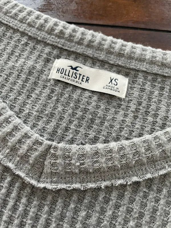 Hollister Oversized Sweater! - Image 5