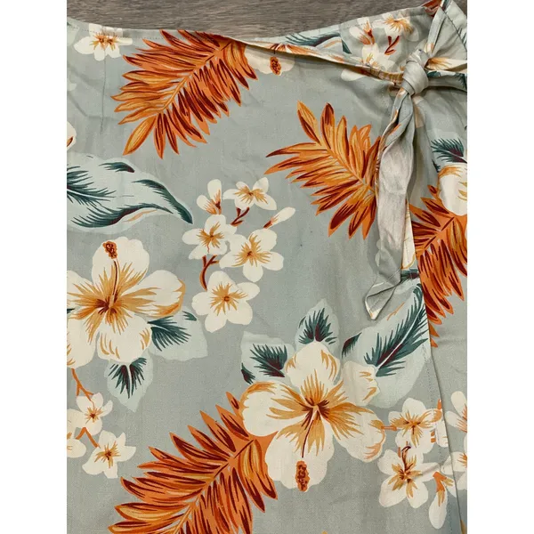 Sag Harbor Sage Green Floral Silk‑Cotton Wrap Skort Size 10 High‑Waist - Image 4
