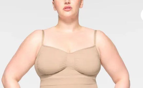 SKIMS Sculpting Bralette S/M - Image 5