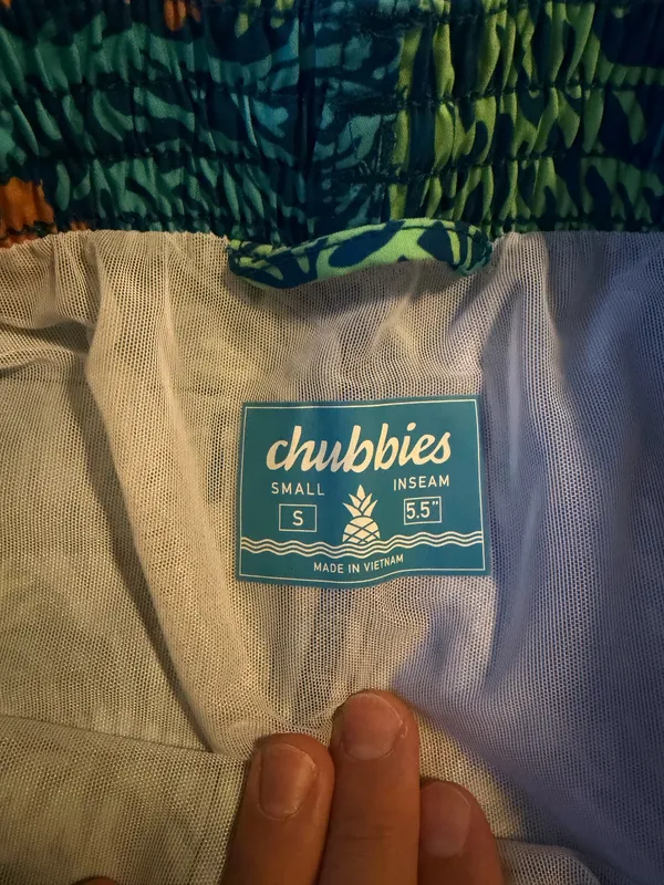 Chubbies swim shorts men’s size small never worn!! - Image 2