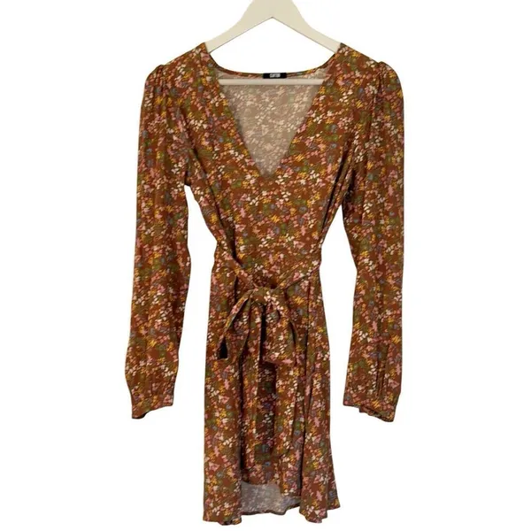 Clayton X Revolve ditsy floral long sleeve dress small - Image 2