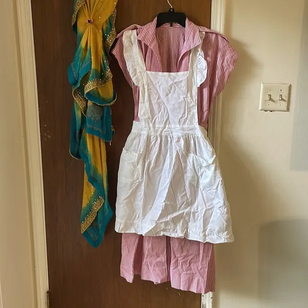 OOAK 1940s Nurse Joy cosplay - Image 4