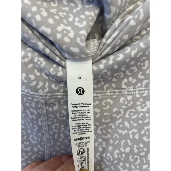 NWT Lululemon Wunder Train Size 6 25" LDSM LEOPARD DAISY STARLIGHT MULTI - Image 4