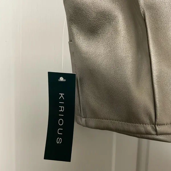 Kirious Faux Leather‎ Sleeveless Crop Top Size Medium Taupe - Image 6