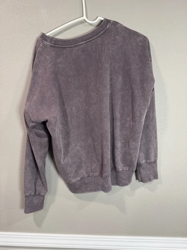 MN Graphic Crewneck Sweater in Purple - Image 4