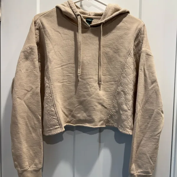 Wild Fable Cropped Hoodie Size Medium - Image 5